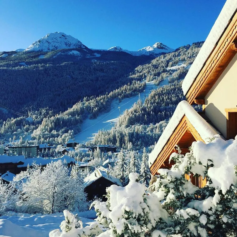 Holiday home Luxury Chalet Leli Saint-Chaffrey France